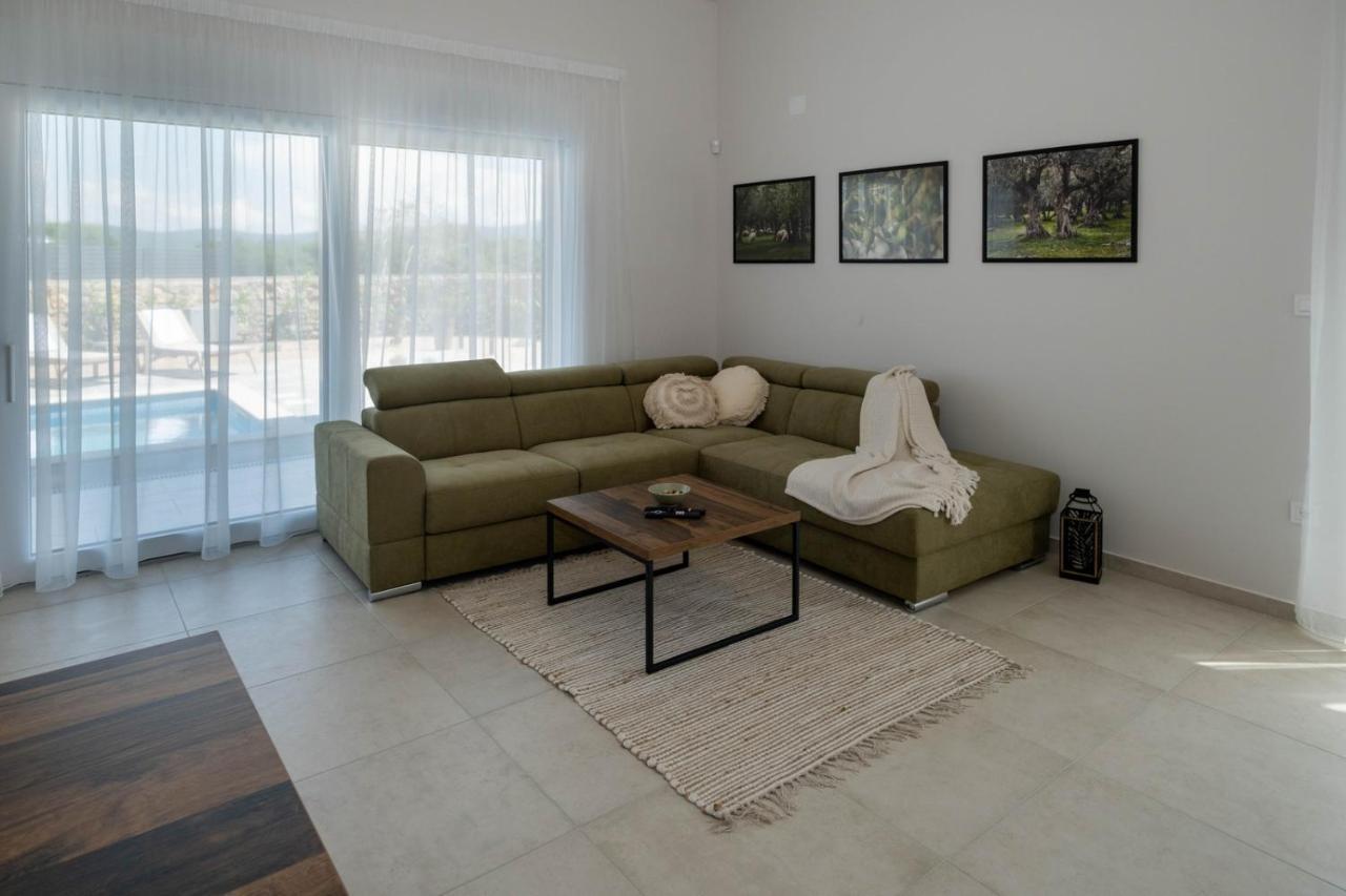 Villa Monika Muraj Exteriör bild